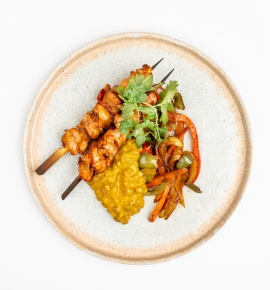 Grilinti vištienos iešmeliai su fajita daržovėmis